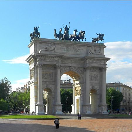 Ferienwohnung Arco Della Pace Corso Sempione - Exceptional Location Mailand Exterior foto